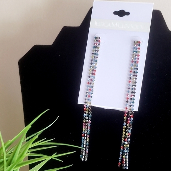 NEW! JESSICA MCCLINTOCK Rhinestone Earrings Jewelry. - Picture 1 of 6